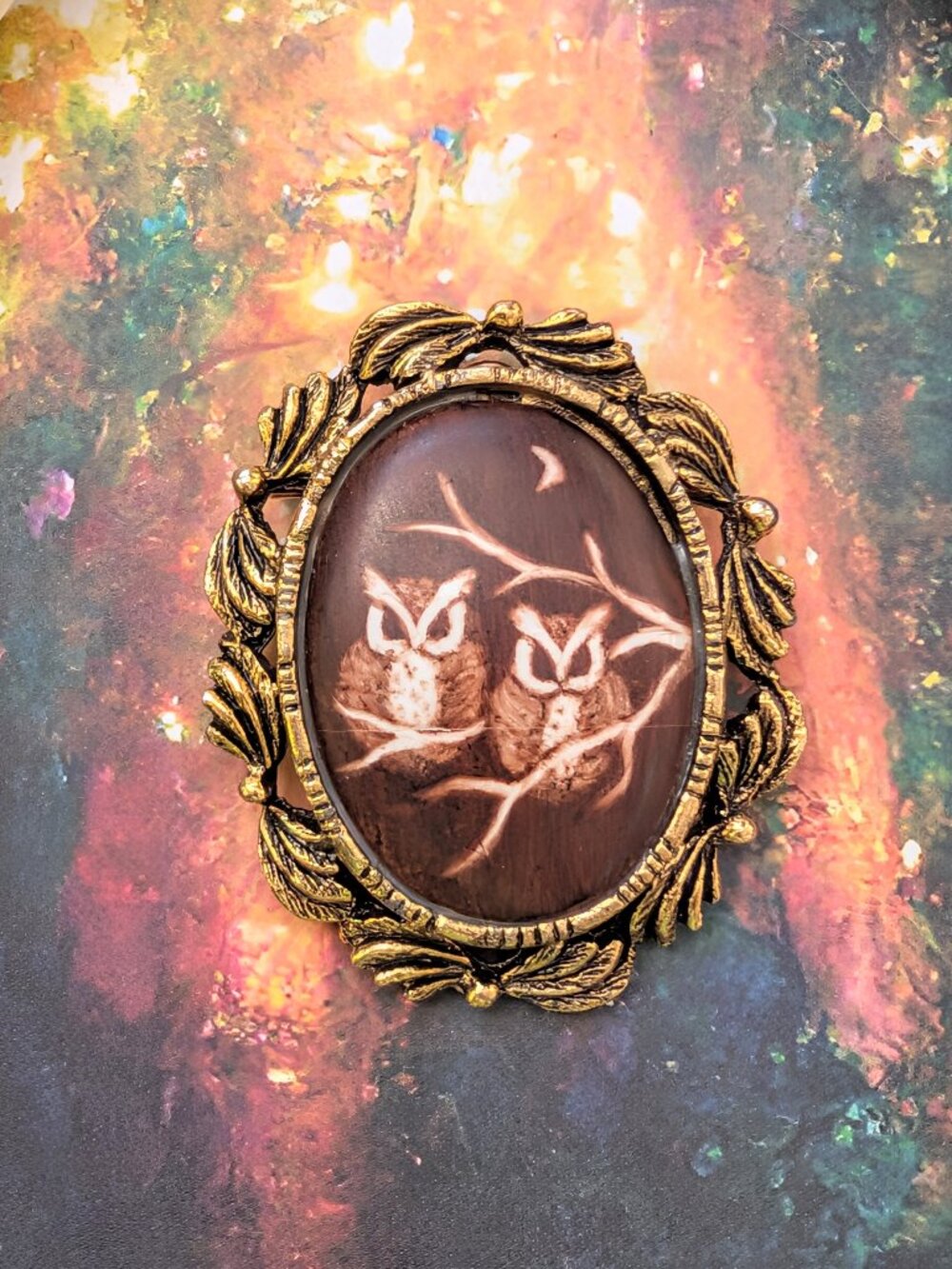 Vintage Double Owl Baroque Gold Tone Brooch